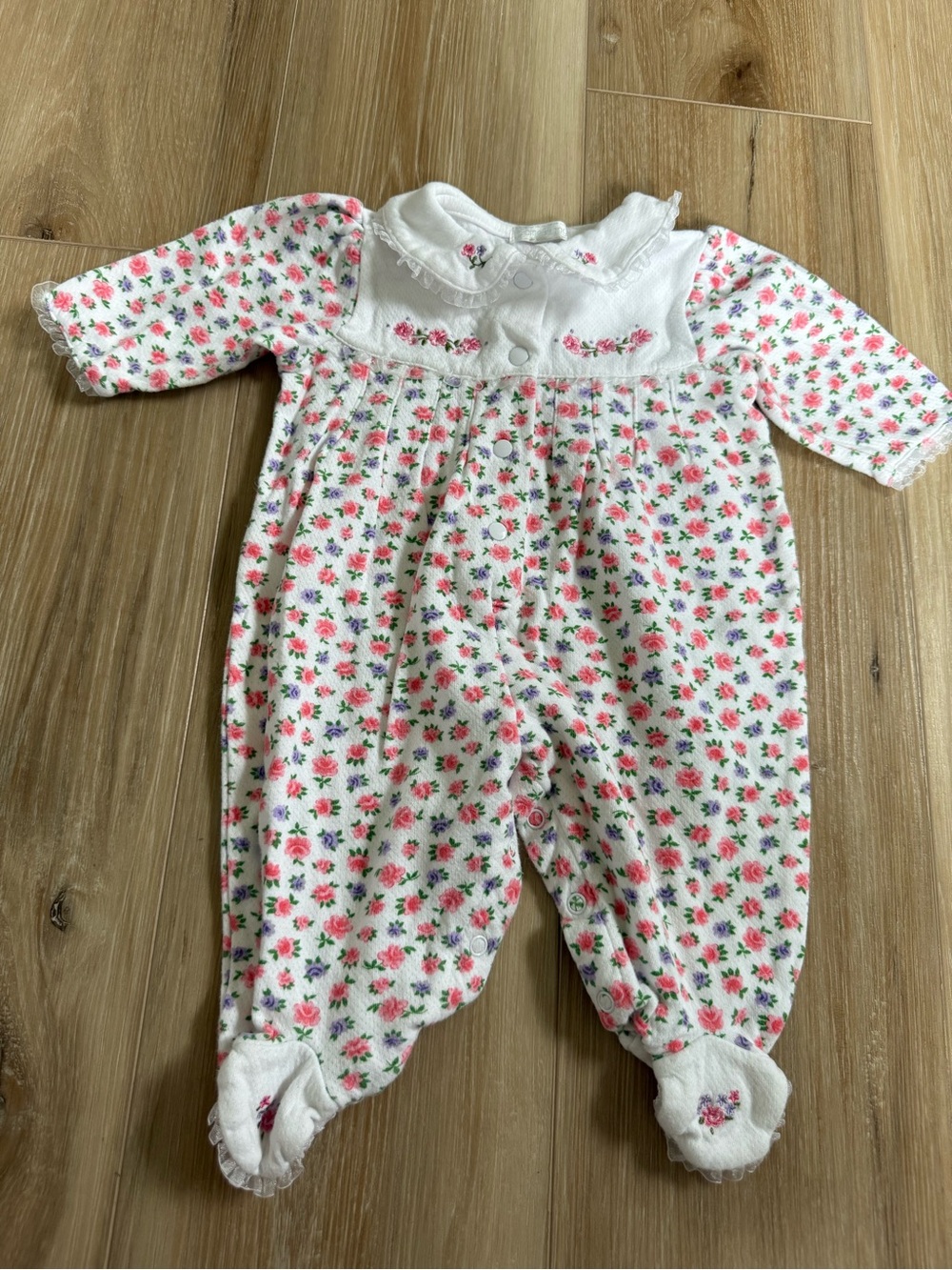 Vintage cottage core sleeper